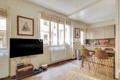 #EXCLUSIVITE# - Invalides- Dans un ancien hôtel particulier 2 pièces en duplex de 52 m2 refait à neuf !