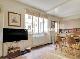 #EXCLUSIVITE# - Invalides- Dans un ancien hôtel particulier 2 pièces en duplex de 52 m2 refait à neuf !